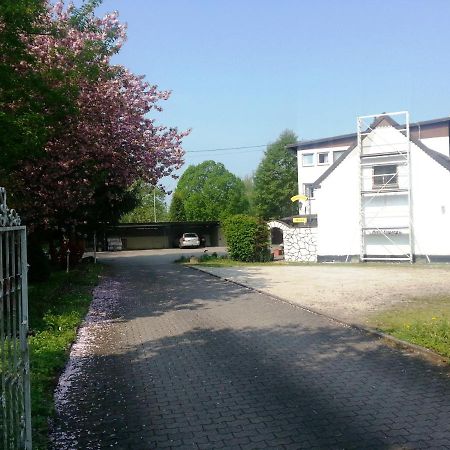 Hotel Saarland Lebach Экстерьер фото