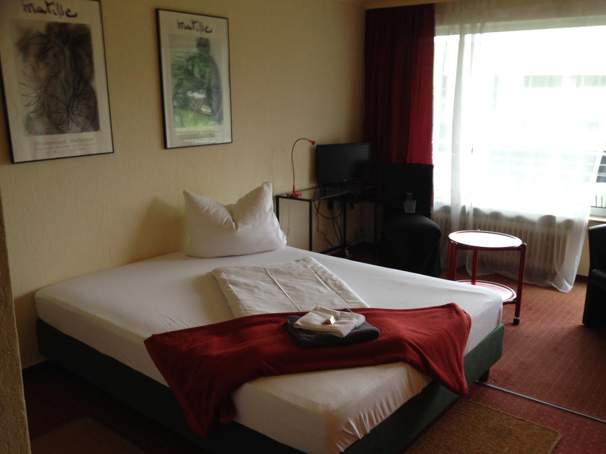 Hotel Saarland Lebach Экстерьер фото