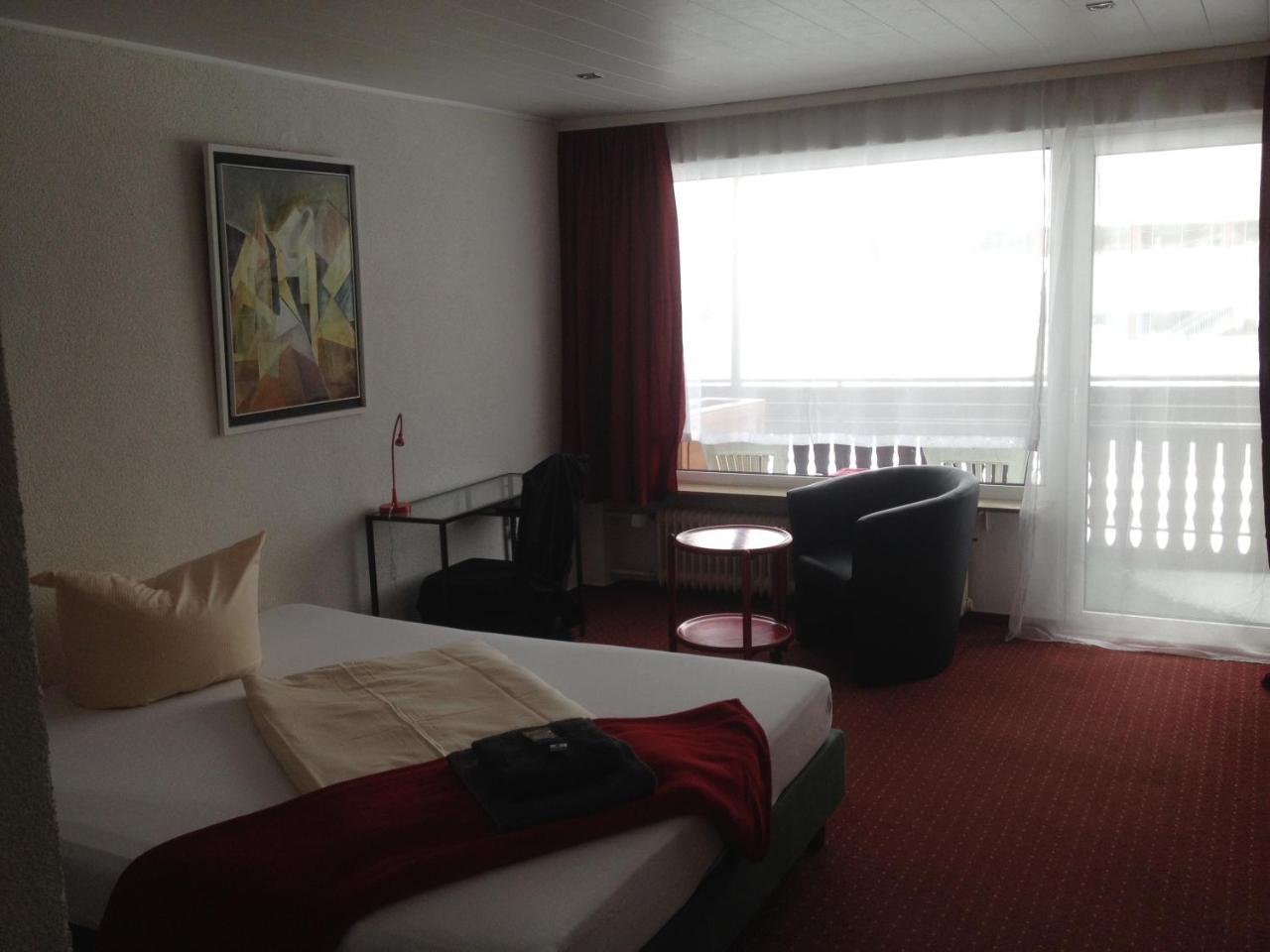 Hotel Saarland Lebach Экстерьер фото