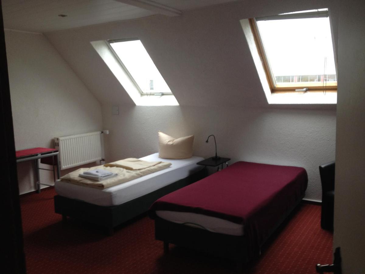 Hotel Saarland Lebach Экстерьер фото
